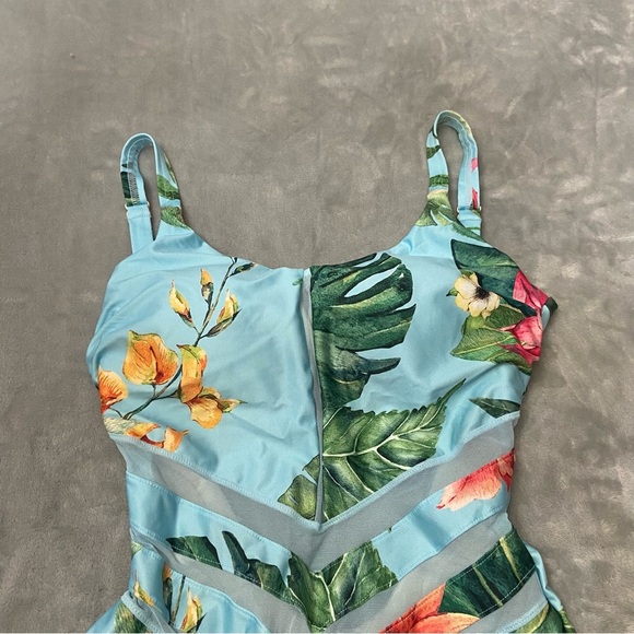 New! Leonisa BIO-PET Technology Gentle Abdominal Control Swimsuit 27662 - Picture 4 of 11